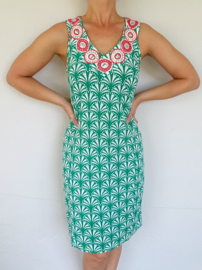 Tracy Negoshian Green Scallop Pink Embroidered Halter Racerback Dress Size Large